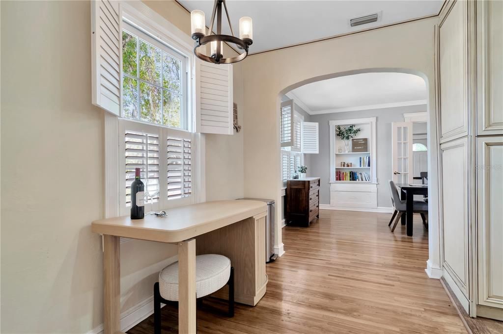 出租: $6,495 (3 贝兹, 2 浴室, 1913 平方英尺)