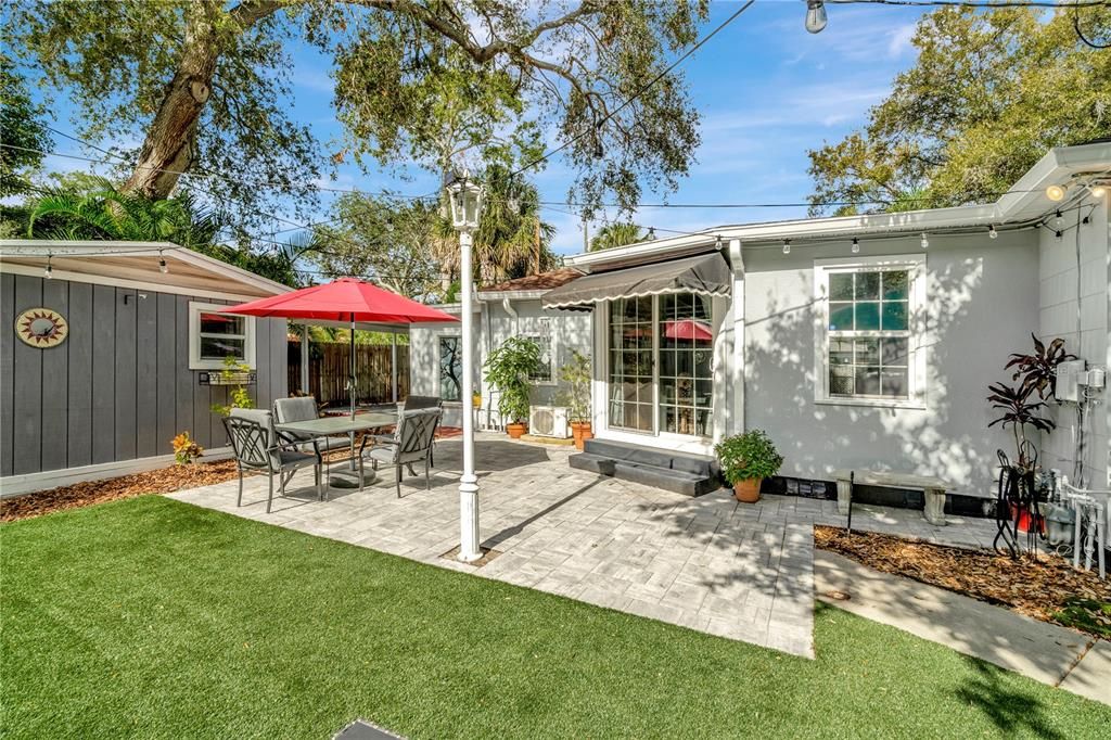 出租: $6,495 (3 贝兹, 2 浴室, 1913 平方英尺)