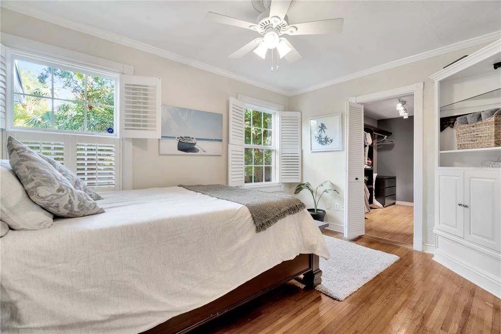 出租: $6,495 (3 贝兹, 2 浴室, 1913 平方英尺)