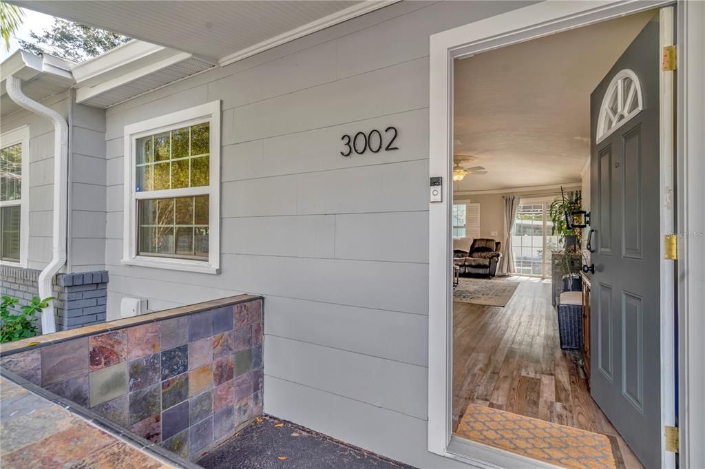 出租: $6,495 (3 贝兹, 2 浴室, 1913 平方英尺)