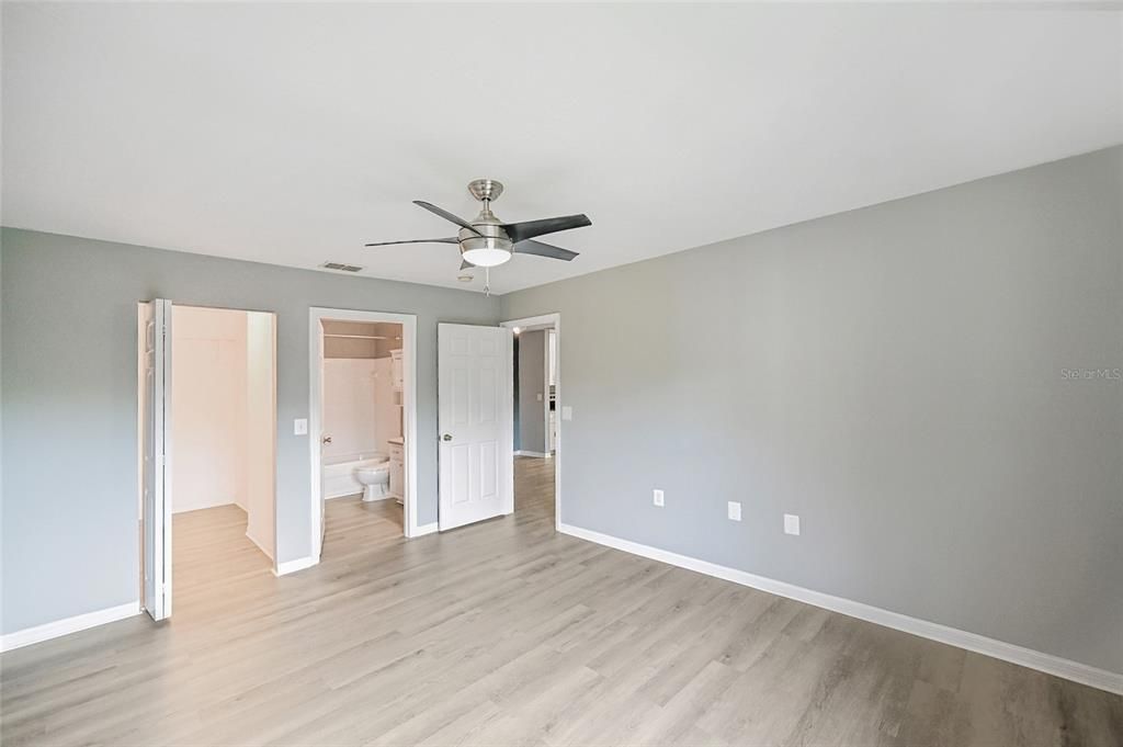 出租: $1,999 (3 贝兹, 2 浴室, 1324 平方英尺)