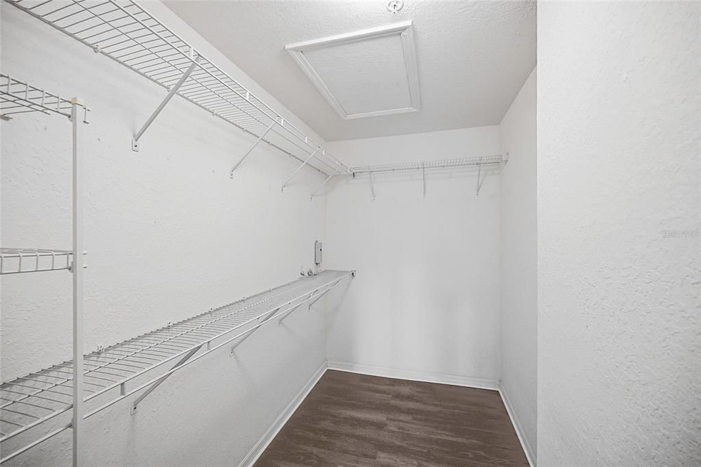 出租: $1,999 (3 贝兹, 2 浴室, 1324 平方英尺)