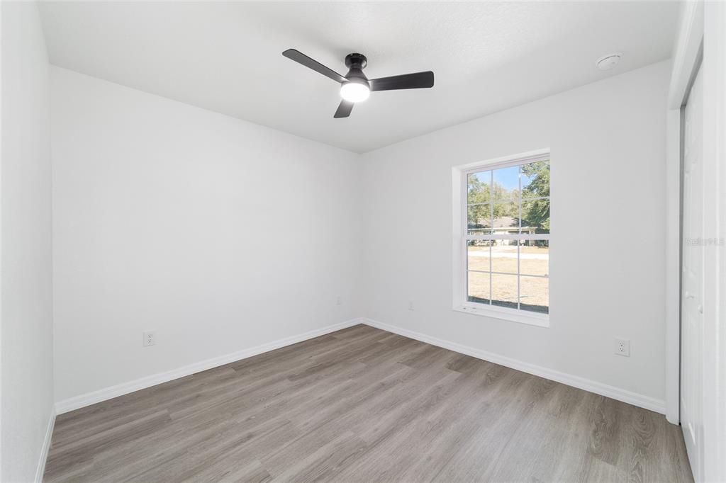 Activo con contrato: $245,000 (3 camas, 2 baños, 1318 Pies cuadrados)