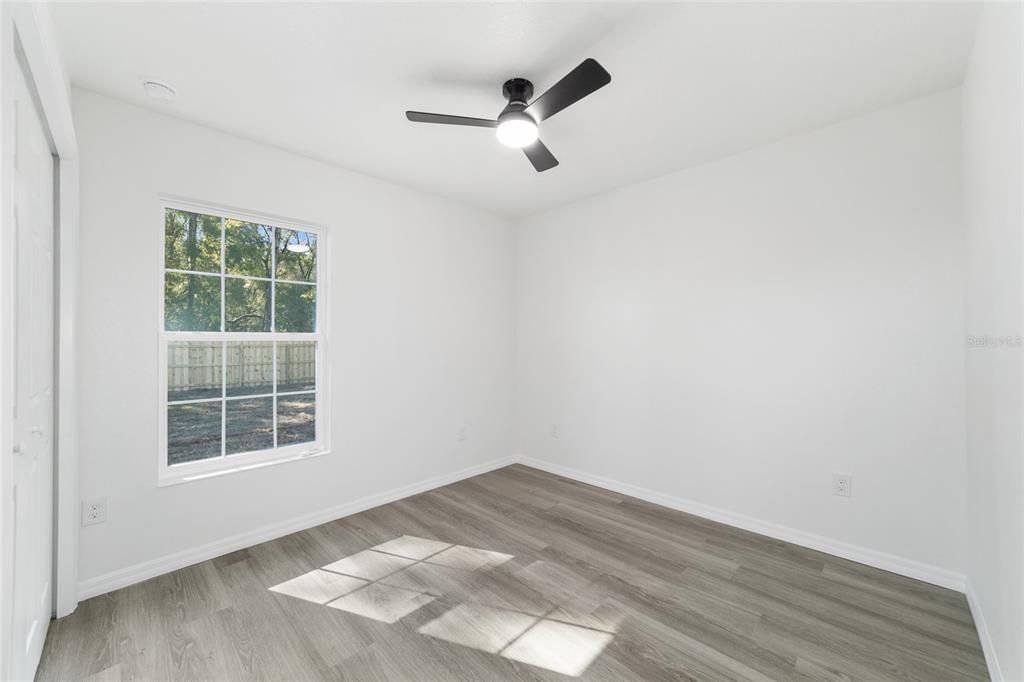 Activo con contrato: $245,000 (3 camas, 2 baños, 1318 Pies cuadrados)