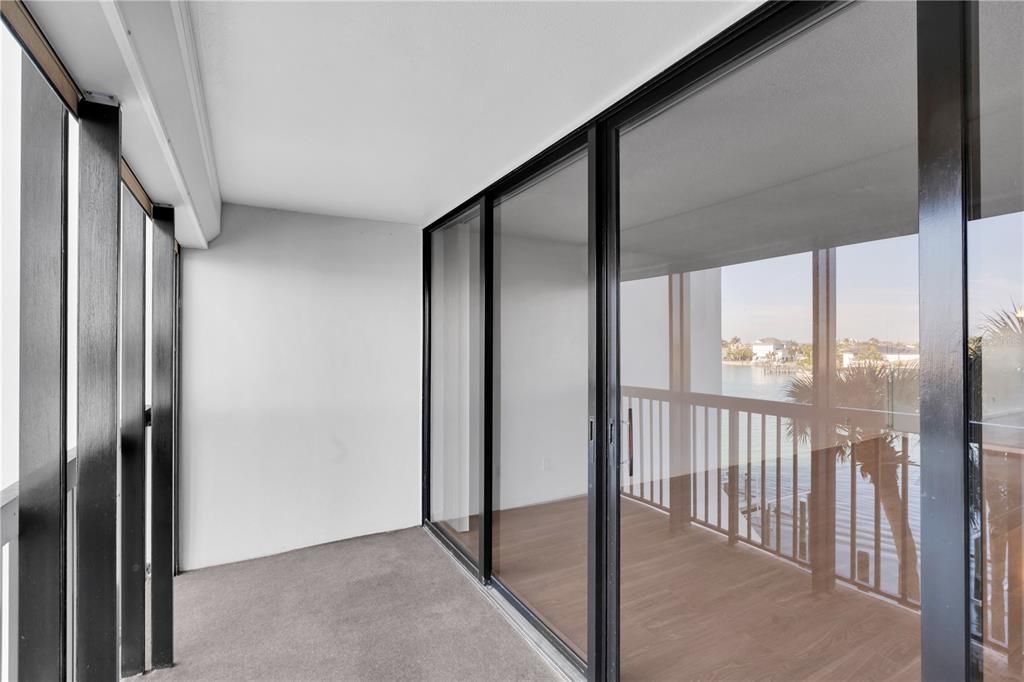 For Rent: $3,800 (2 beds, 2 baths, 1175 Square Feet)