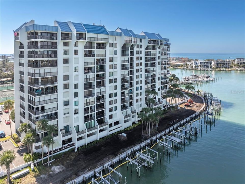 For Rent: $3,800 (2 beds, 2 baths, 1175 Square Feet)