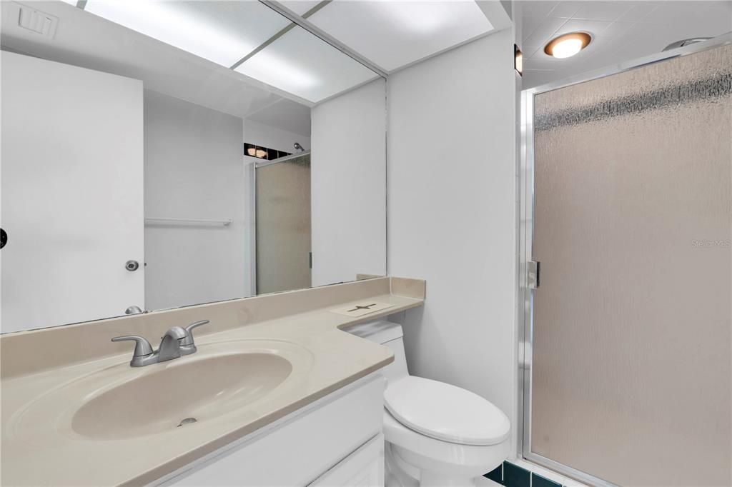 For Rent: $3,800 (2 beds, 2 baths, 1175 Square Feet)