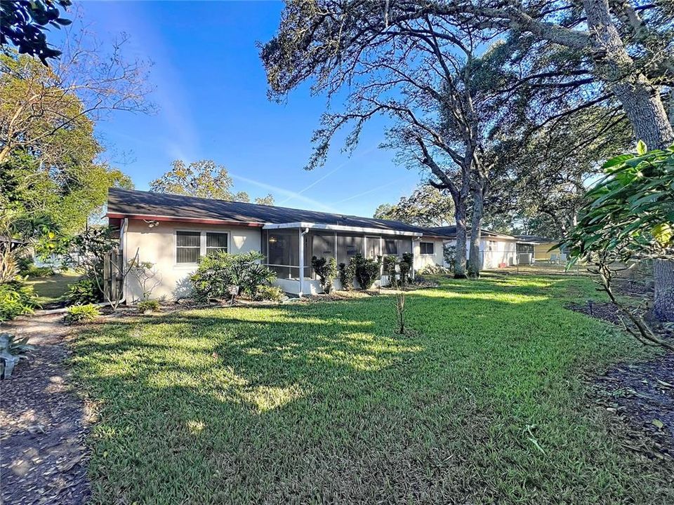 На продажу: $400,000 (4 спален, 2 ванн, 1849 Квадратных фут)