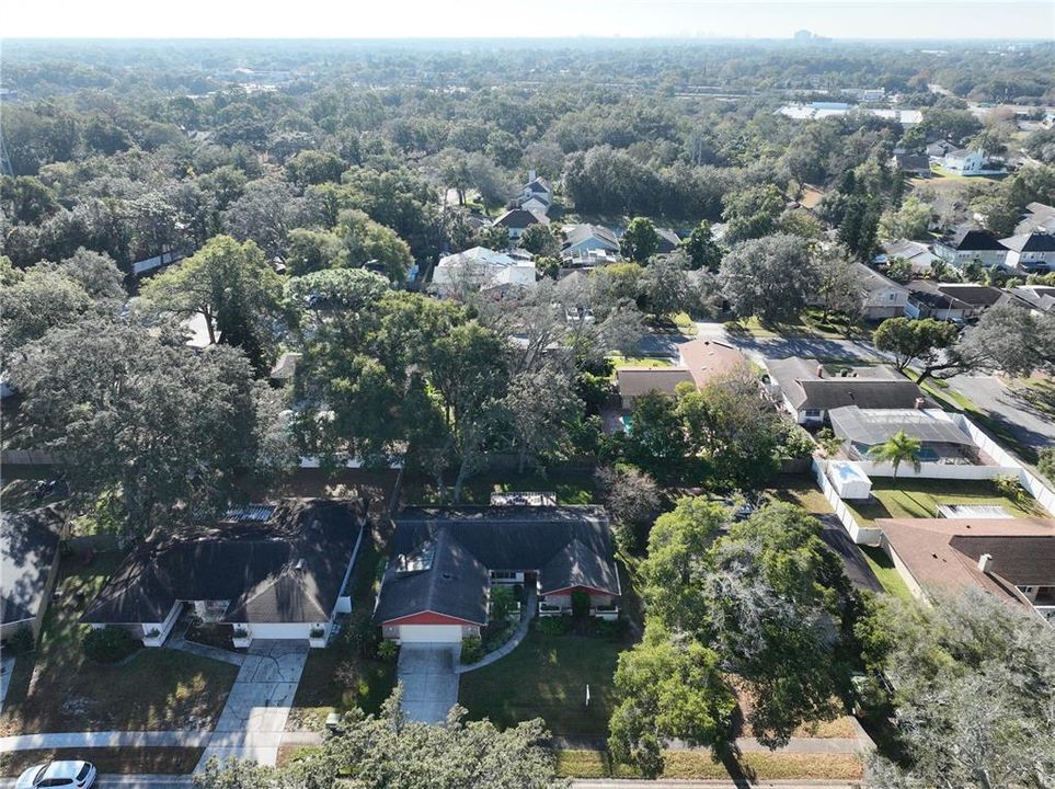 На продажу: $400,000 (4 спален, 2 ванн, 1849 Квадратных фут)