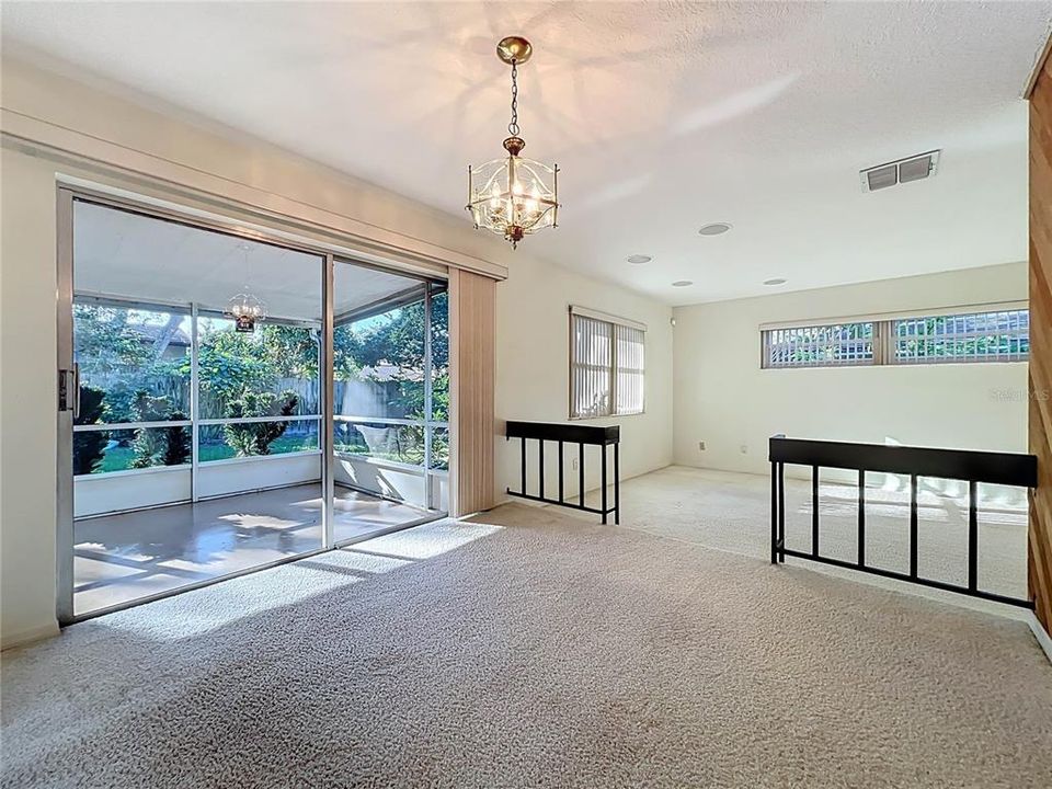 На продажу: $400,000 (4 спален, 2 ванн, 1849 Квадратных фут)