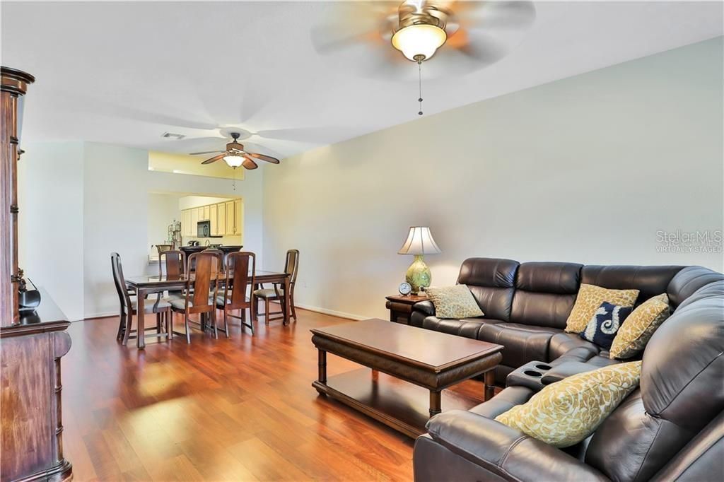 En Renta: $1,990 (3 camas, 2 baños, 1532 Pies cuadrados)