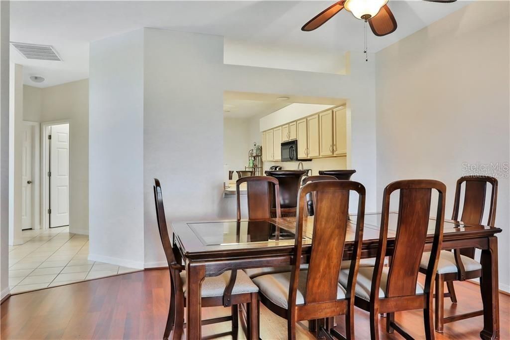 En Renta: $1,990 (3 camas, 2 baños, 1532 Pies cuadrados)