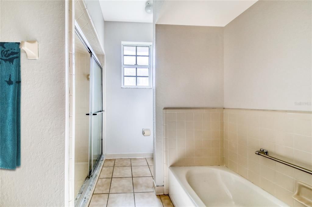 En Renta: $1,990 (3 camas, 2 baños, 1532 Pies cuadrados)