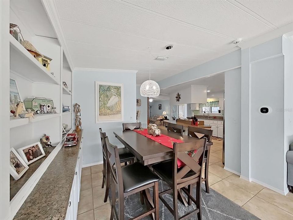 待售: $209,900 (3 贝兹, 2 浴室, 1630 平方英尺)