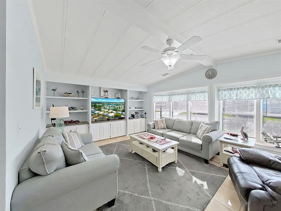 待售: $209,900 (3 贝兹, 2 浴室, 1630 平方英尺)