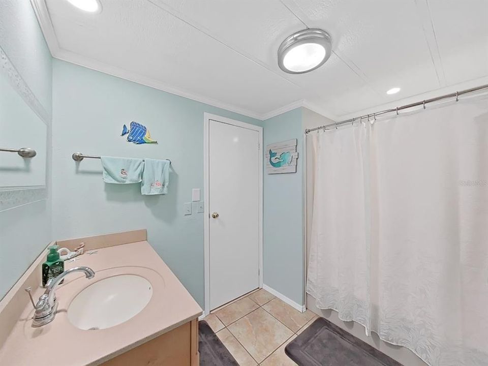 待售: $209,900 (3 贝兹, 2 浴室, 1630 平方英尺)