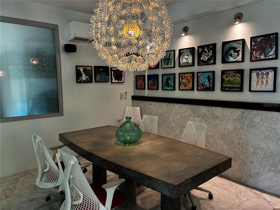 En Venta: $1,499,000 (5 camas, 4 baños, 2900 Pies cuadrados)
