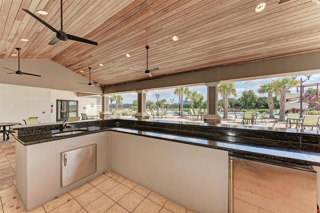 En Venta: $775,000 (4 camas, 3 baños, 2868 Pies cuadrados)