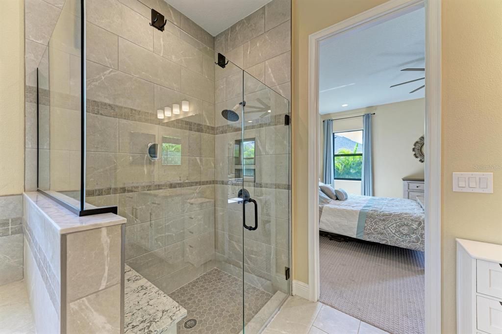 En Venta: $775,000 (4 camas, 3 baños, 2868 Pies cuadrados)