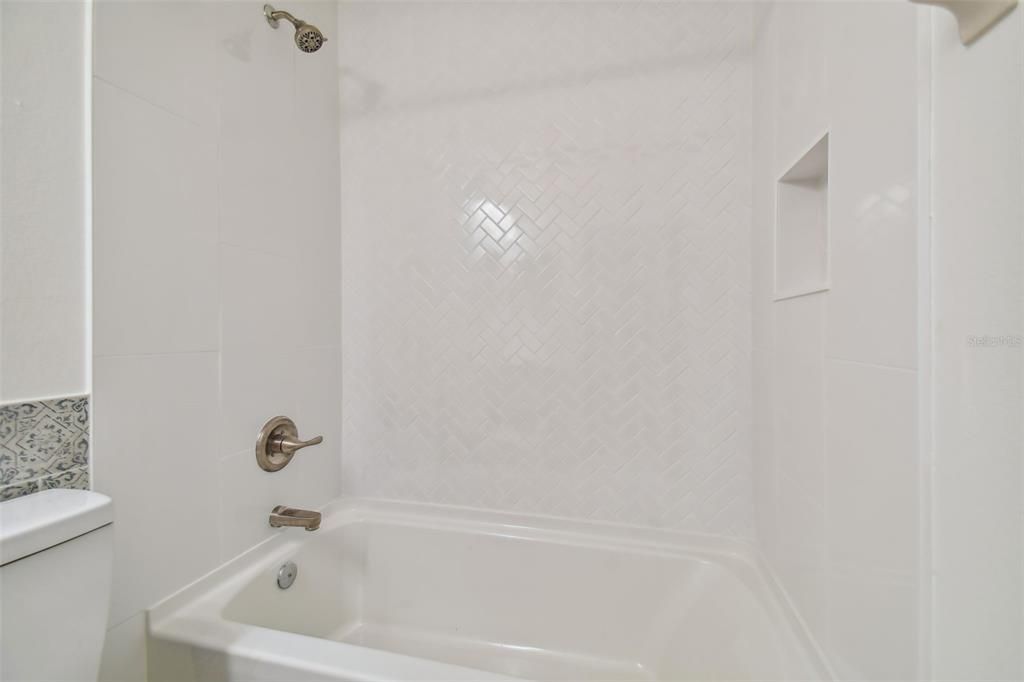 В аренду: $2,400 (3 спален, 2 ванн, 1336 Квадратных фут)