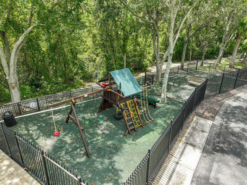 В аренду: $2,400 (3 спален, 2 ванн, 1336 Квадратных фут)