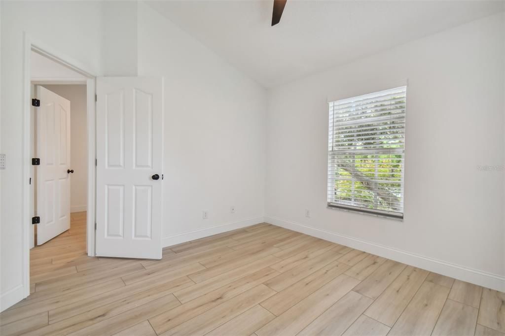 В аренду: $2,400 (3 спален, 2 ванн, 1336 Квадратных фут)