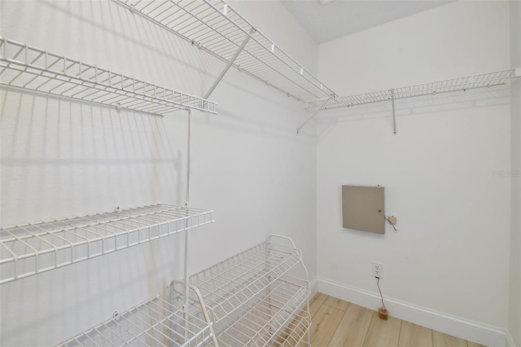 В аренду: $2,400 (3 спален, 2 ванн, 1336 Квадратных фут)