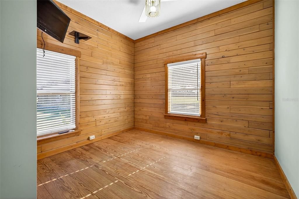 For Sale: $1,249,900 (3 beds, 2 baths, 1863 Square Feet)