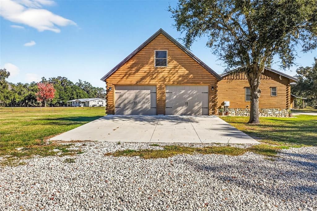 For Sale: $1,249,900 (3 beds, 2 baths, 1863 Square Feet)
