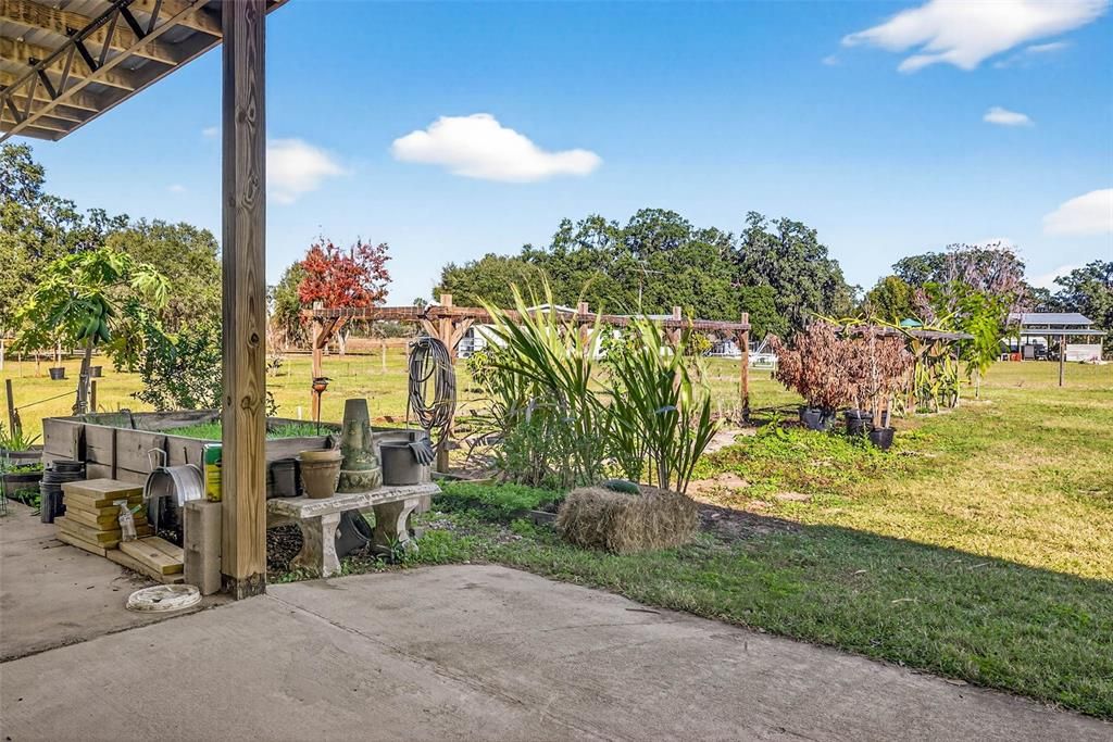For Sale: $1,249,900 (3 beds, 2 baths, 1863 Square Feet)