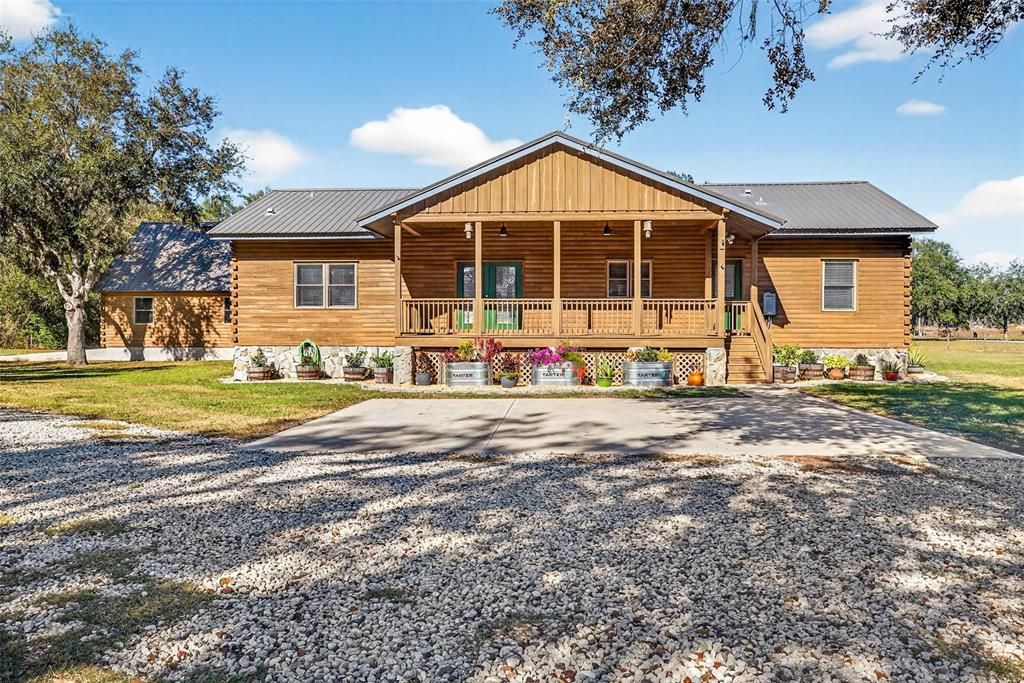For Sale: $1,249,900 (3 beds, 2 baths, 1863 Square Feet)