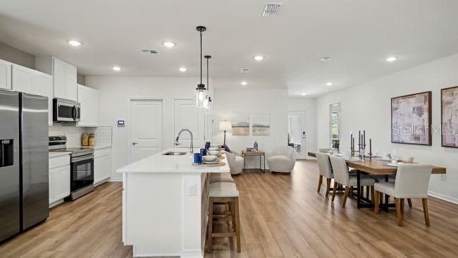 For Sale: $314,900 (4 beds, 2 baths, 1876 Square Feet)