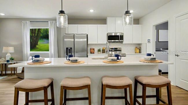 For Sale: $314,900 (4 beds, 2 baths, 1876 Square Feet)