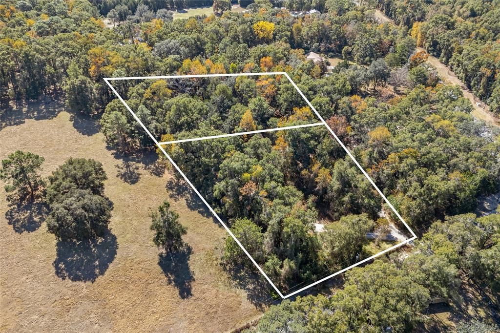 待售: $229,000 (2.79 acres)