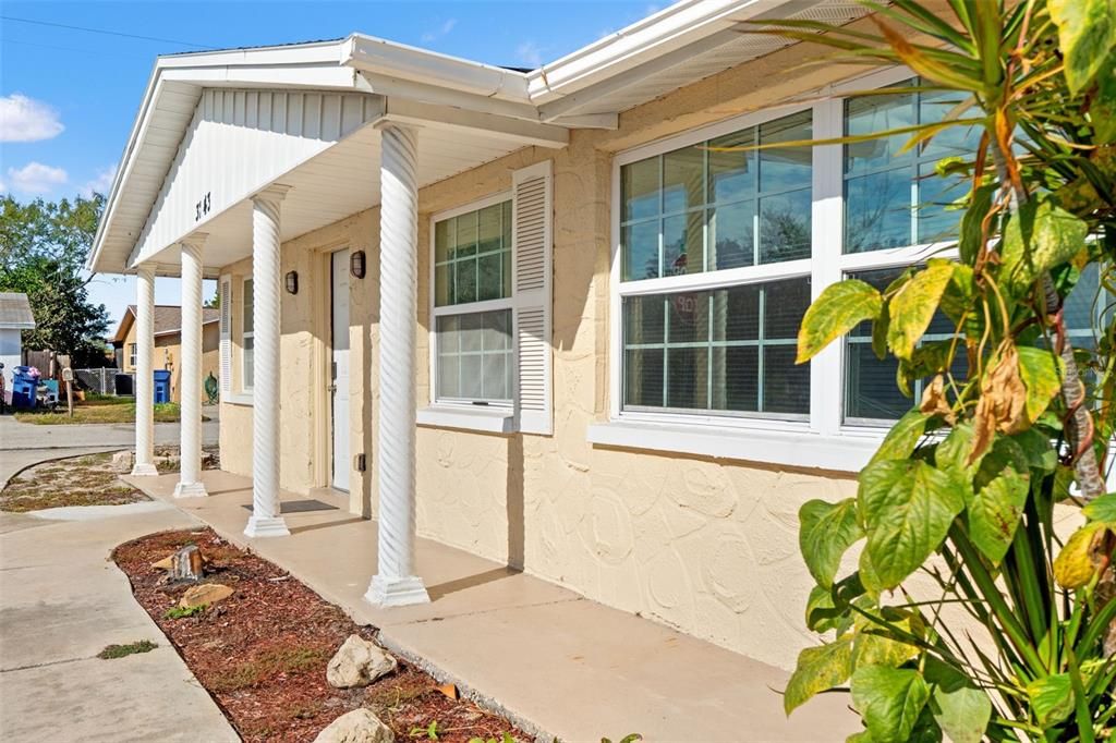 待售: $320,000 (4 贝兹, 3 浴室, 1600 平方英尺)