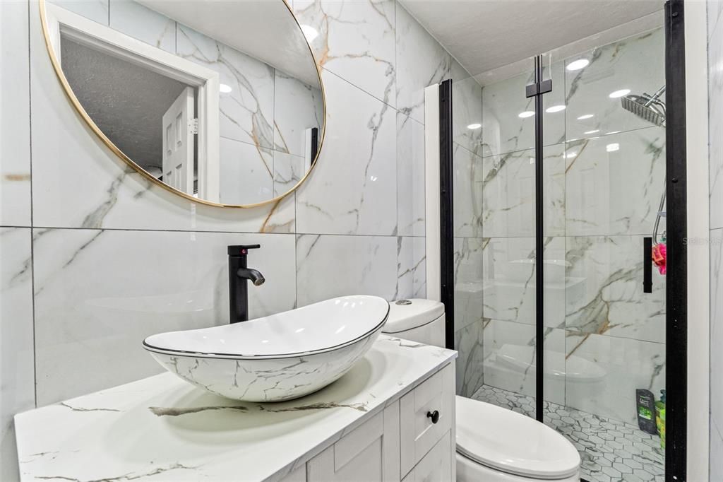 待售: $320,000 (4 贝兹, 3 浴室, 1600 平方英尺)