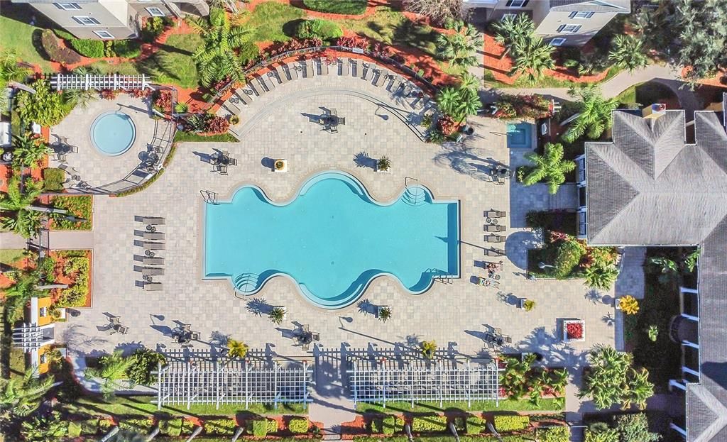 For Sale: $165,000 (1 beds, 1 baths, 648 Square Feet)