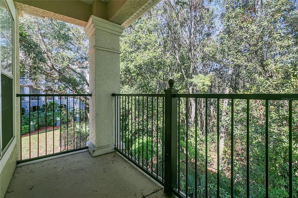 For Sale: $165,000 (1 beds, 1 baths, 648 Square Feet)