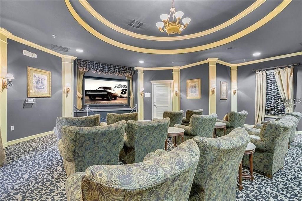 For Sale: $165,000 (1 beds, 1 baths, 648 Square Feet)