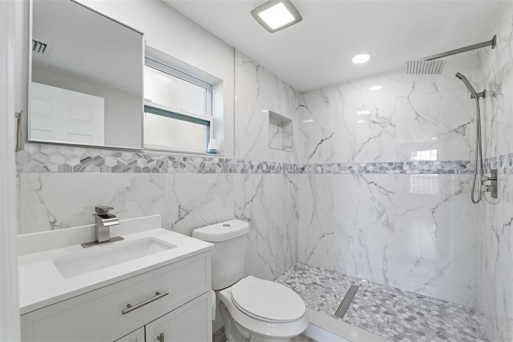 На продажу: $293,000 (3 спален, 2 ванн, 1475 Квадратных фут)