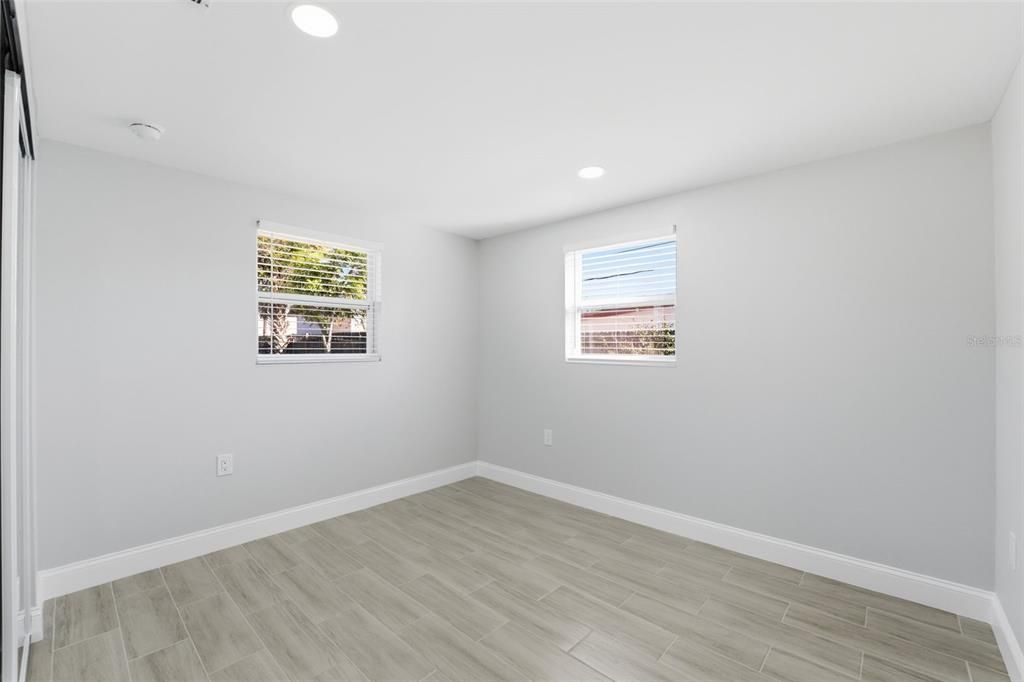 На продажу: $293,000 (3 спален, 2 ванн, 1475 Квадратных фут)