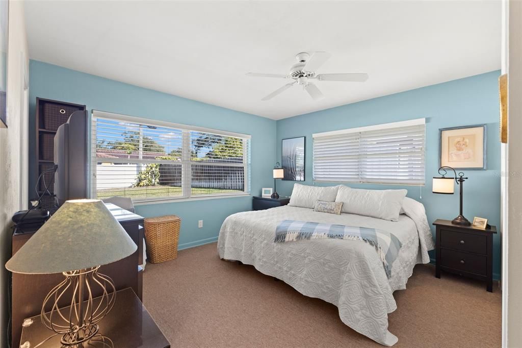 For Sale: $539,000 (2 beds, 3 baths, 1780 Square Feet)