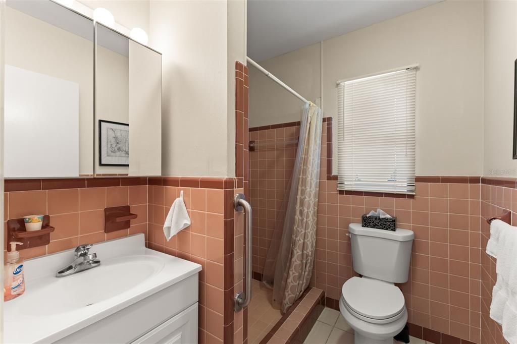 For Sale: $539,000 (2 beds, 3 baths, 1780 Square Feet)