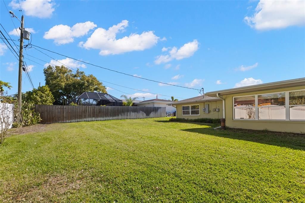 For Sale: $539,000 (2 beds, 3 baths, 1780 Square Feet)