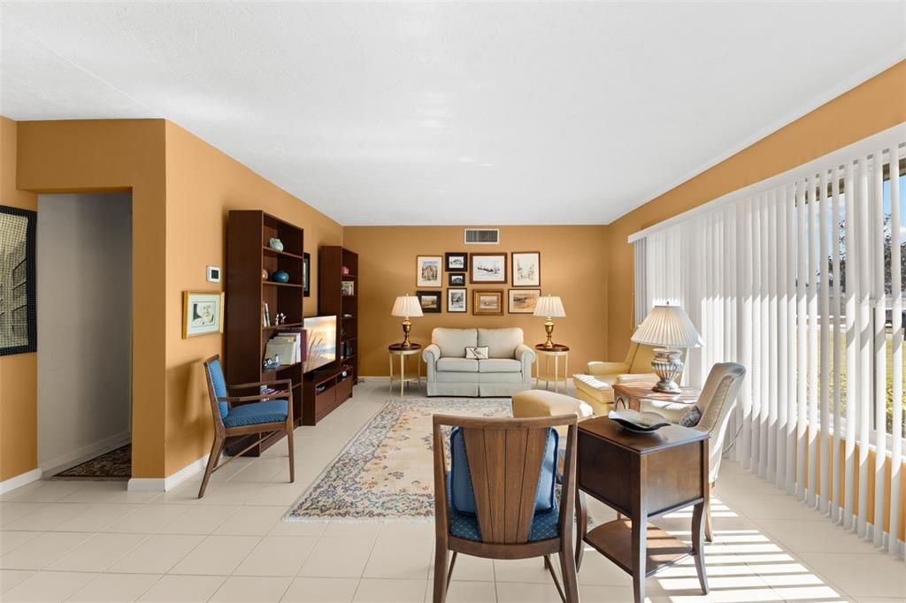 For Sale: $539,000 (2 beds, 3 baths, 1780 Square Feet)