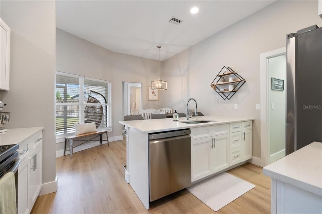 For Sale: $535,000 (3 beds, 2 baths, 1615 Square Feet)