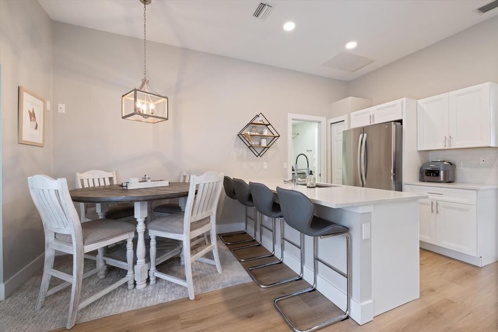 For Sale: $535,000 (3 beds, 2 baths, 1615 Square Feet)