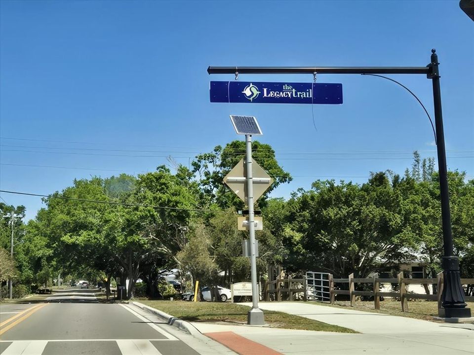 For Sale: $535,000 (3 beds, 2 baths, 1615 Square Feet)