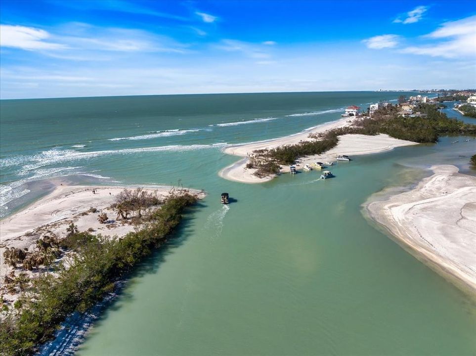 For Sale: $535,000 (3 beds, 2 baths, 1615 Square Feet)