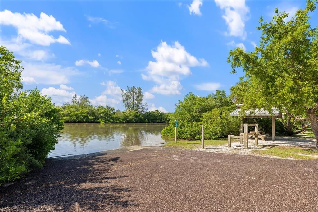 For Sale: $535,000 (3 beds, 2 baths, 1615 Square Feet)